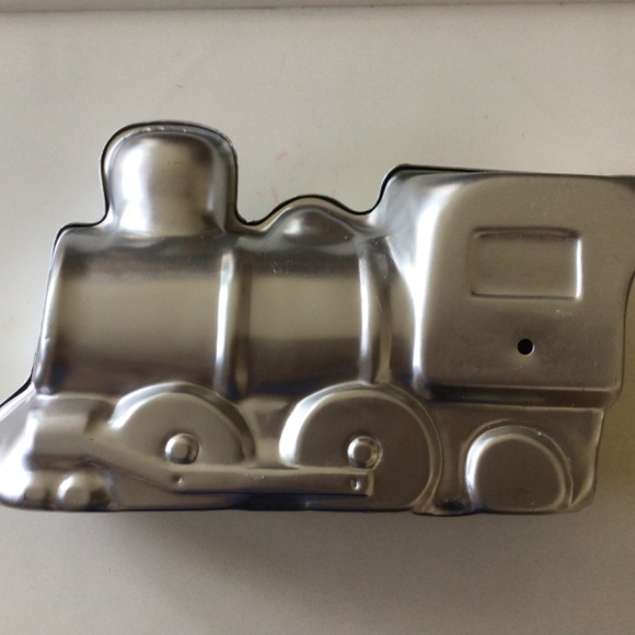 Vintage Wilton 3D Train Cake Pan Set - Picture 3 of 5